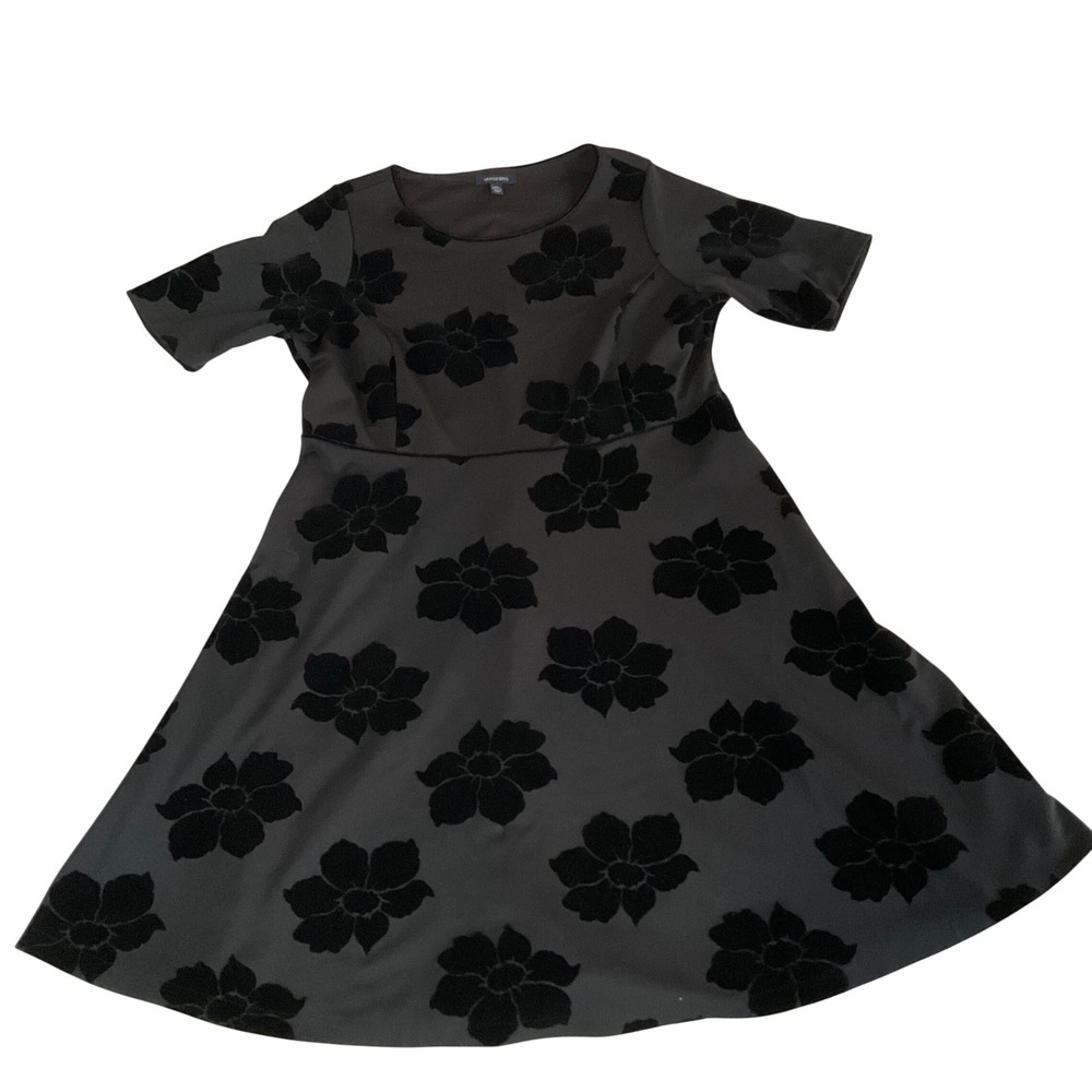 Lands' End Fit and Flare Dress Womens 1X Black Velvet Floral Flocked Short Slv